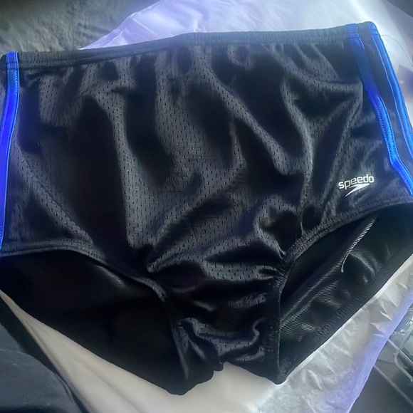 Speedo Men’s Swimsuit Square Leg - Picture 1 of 7